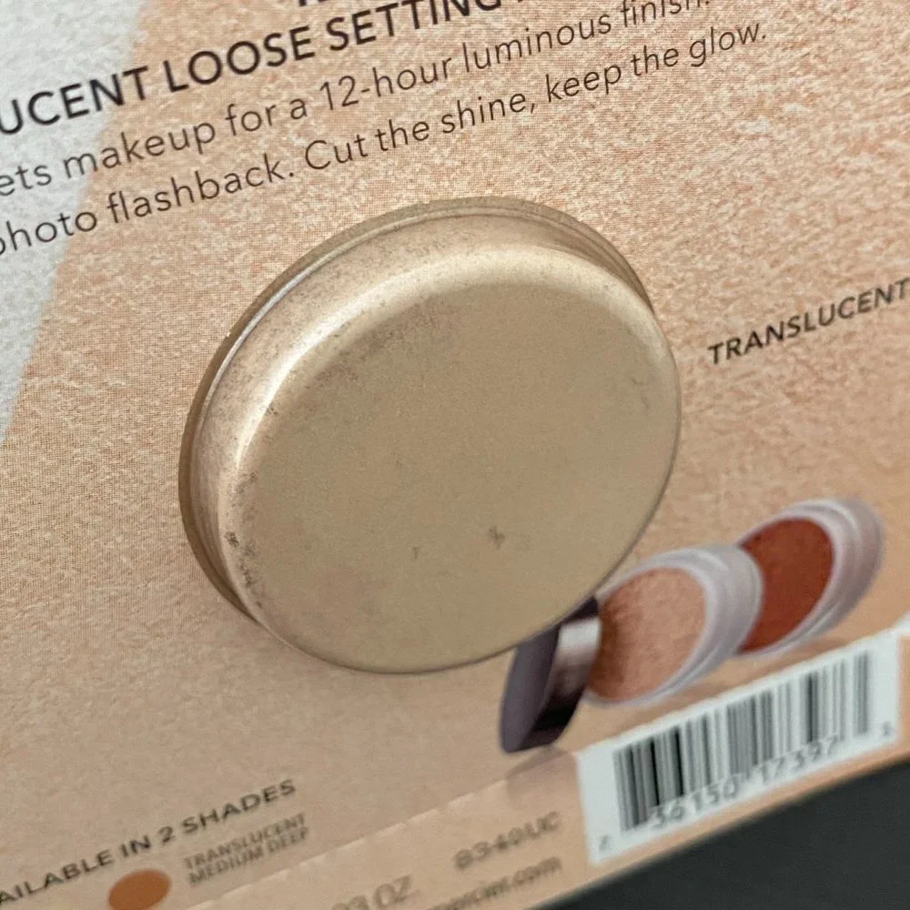 Laura Mercier Translucent Setting Powder duo (Matte finish & Glow finish)